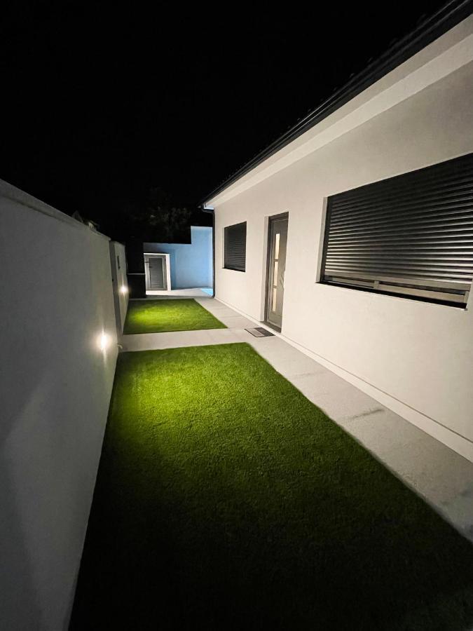 House 9 Guimaraes Villa Buitenkant foto
